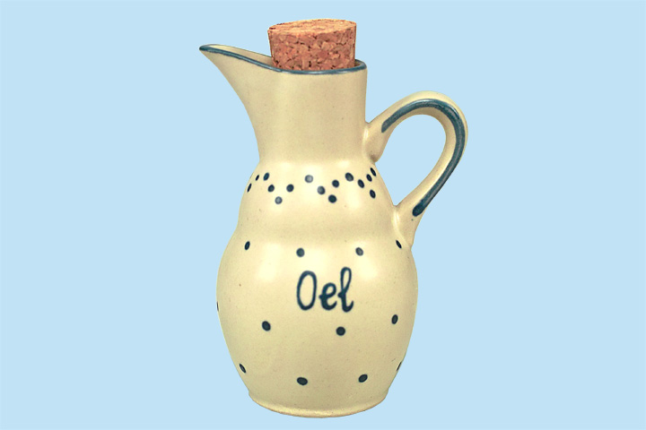 Krüge, Essig, Öl, Sauciere